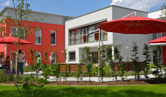 Ein schönes Haus mit Garten