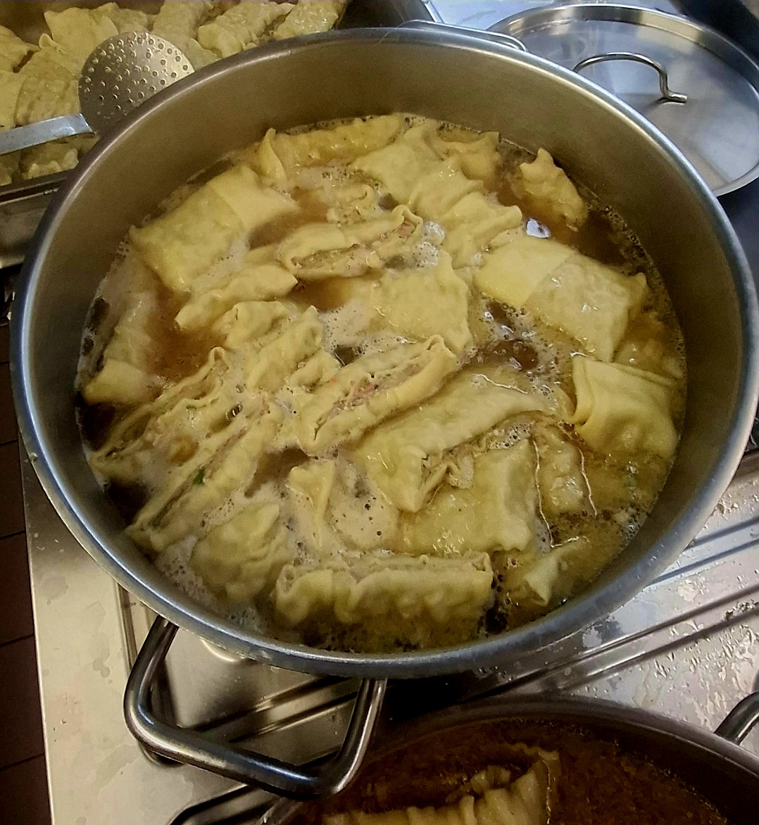 Einleitungsbild Hausgemachte Maultaschen am Gründonnerstag - z. B. im AWO Pflegeheim am Mühlbach in Kirchheim/Neckar