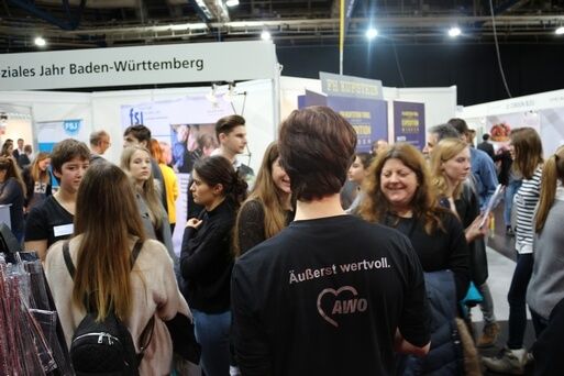 Großes Interesse an unserem Stand, speziell die Schätzetäschchen mit Infos waren sehr begehrt.