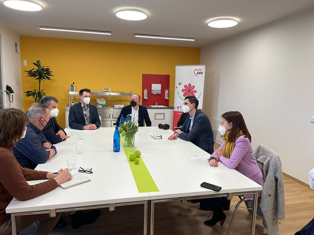 Politik im Gespräch mit Pflege