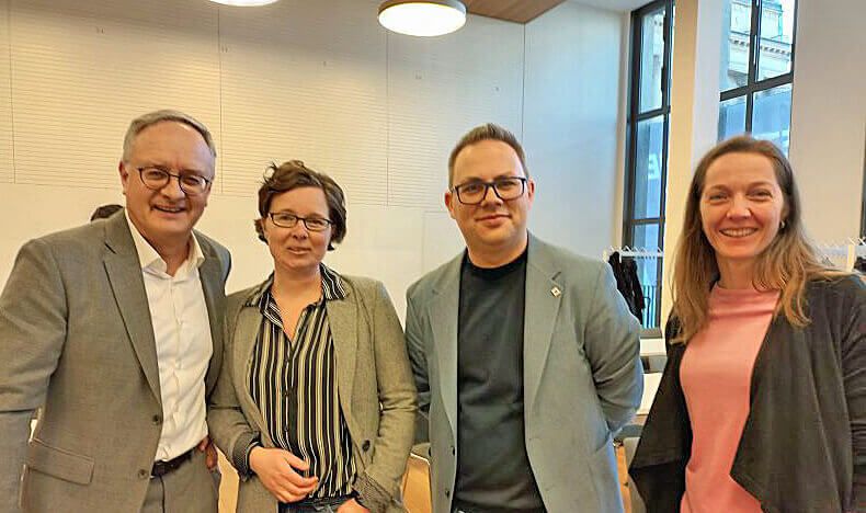 AWO Frauennetzwerk - 3 Frauen