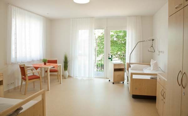 Einzelzimmer Gartenblick