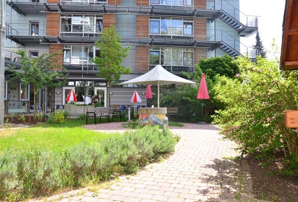 Grüner, ruhiger Außenbereich